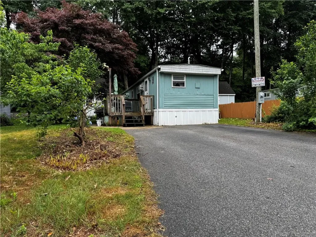23 Woodridge Drive Burrillville RI 02839