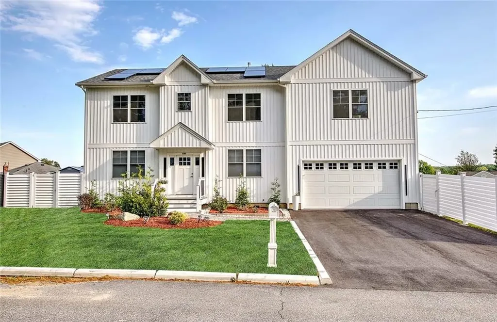100 Priscilla Drive Cranston RI 02921