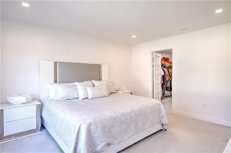100 Priscilla Drive Cranston RI 02921