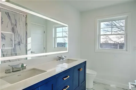 100 Priscilla Drive Cranston RI 02921