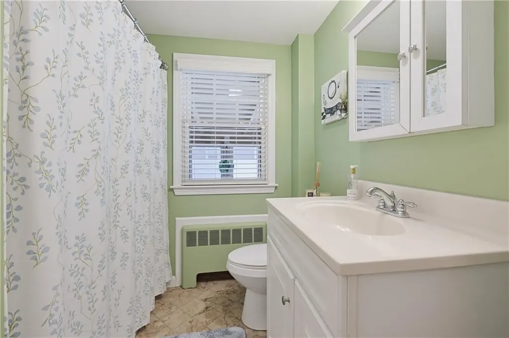 25 Hunter Drive Cumberland RI 02864