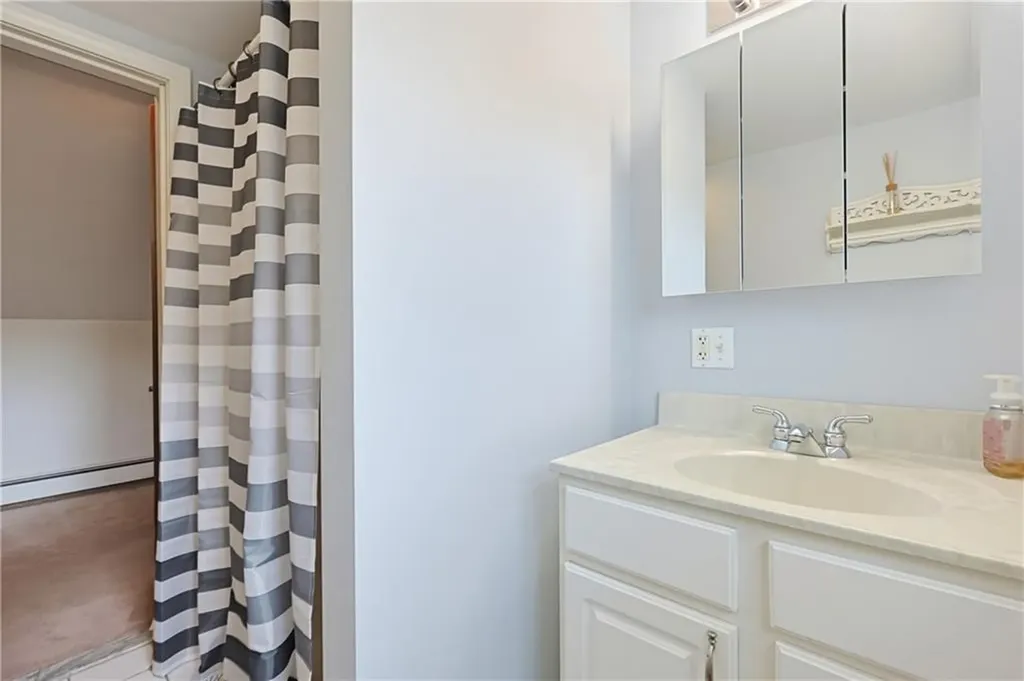 25 Hunter Drive Cumberland RI 02864