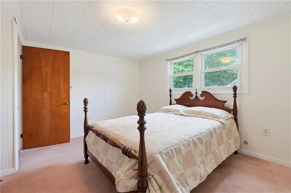 25 Hunter Drive Cumberland RI 02864