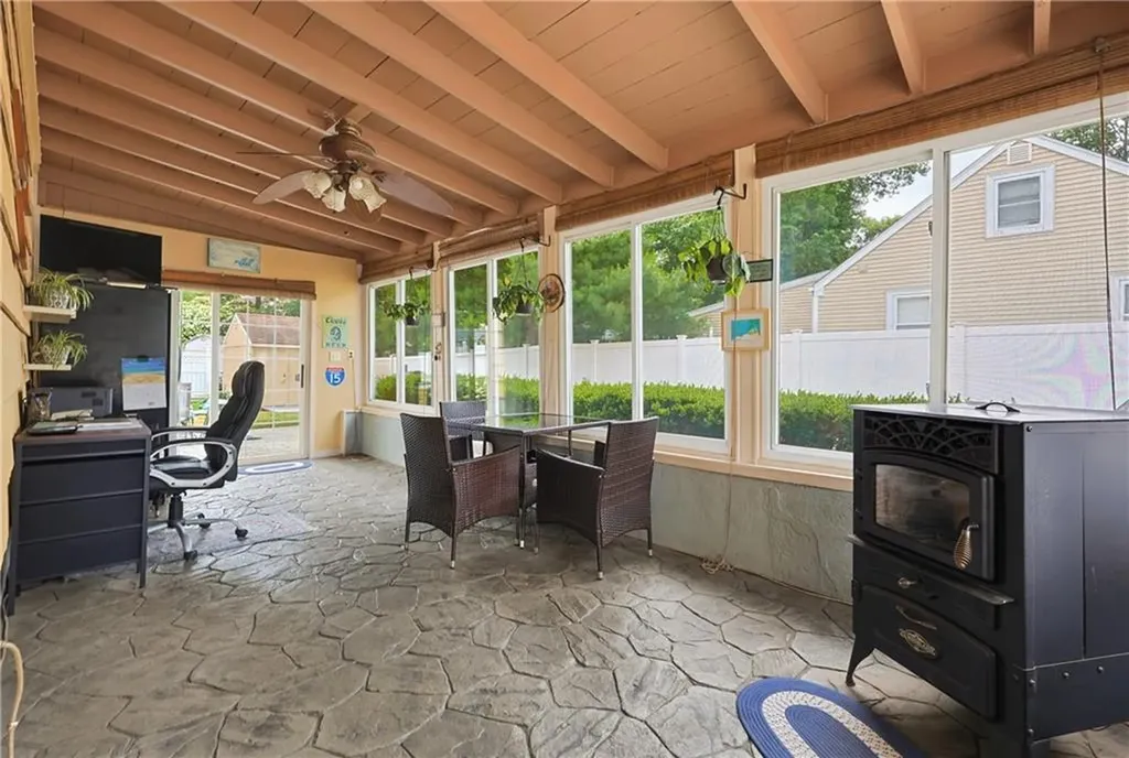 25 Hunter Drive Cumberland RI 02864
