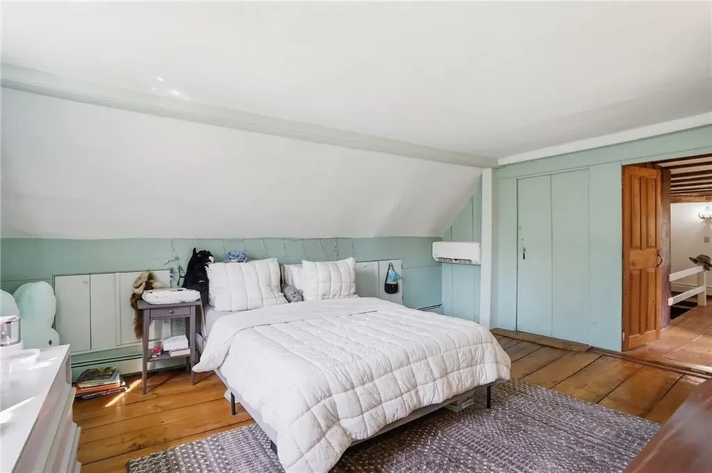 604 Pendleton Hill Road No Stonington CT 06359