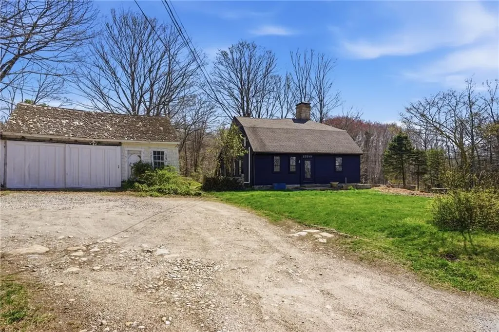 604 Pendleton Hill Road No Stonington CT 06359