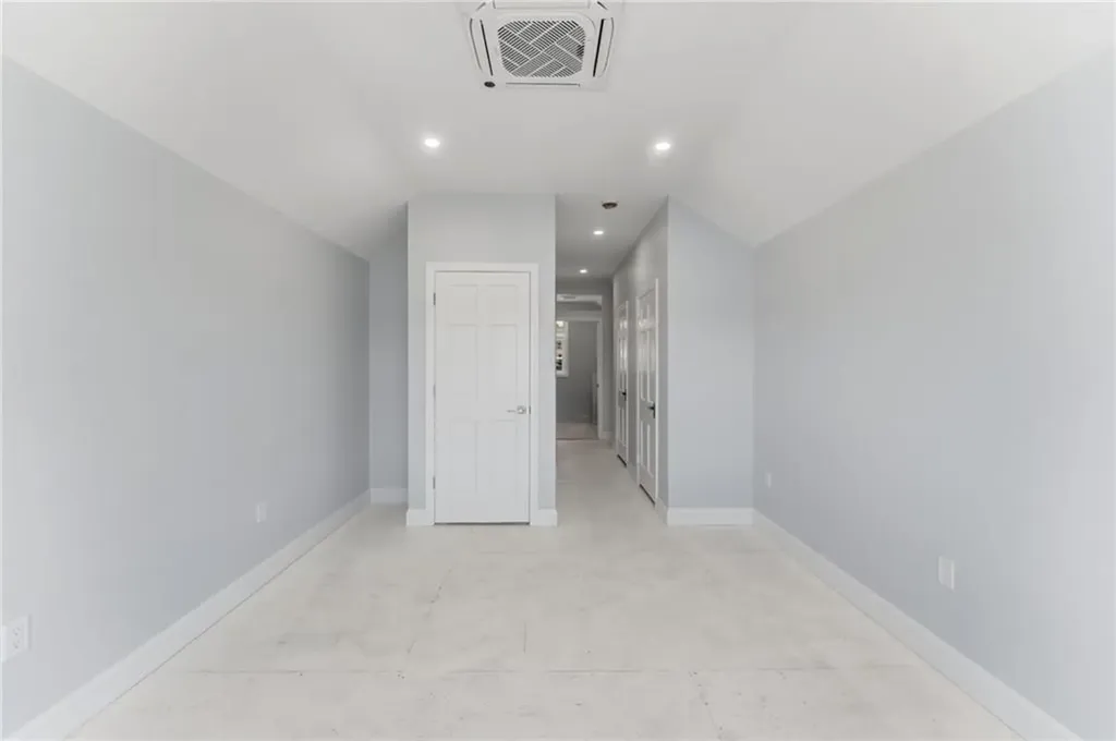 197 Grand View Drive Warwick RI 02886