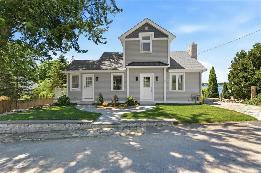 197 Grand View Drive Warwick RI 02886