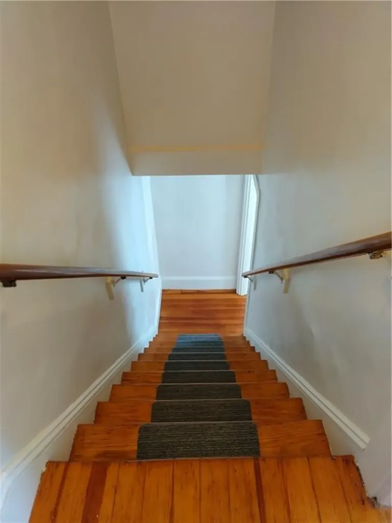 1564 Main Street West Warwick RI 02893