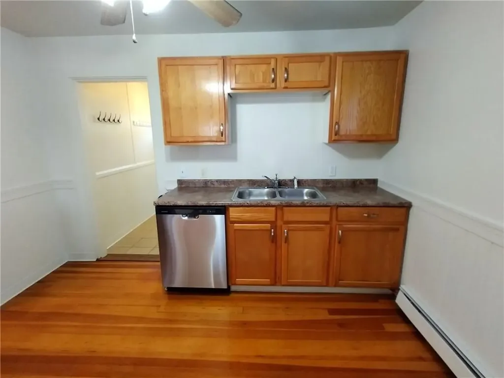 1564 Main Street West Warwick RI 02893