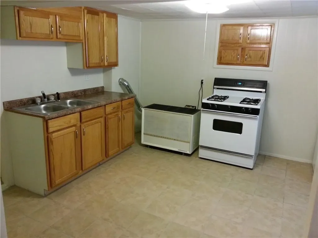 1564 Main Street West Warwick RI 02893