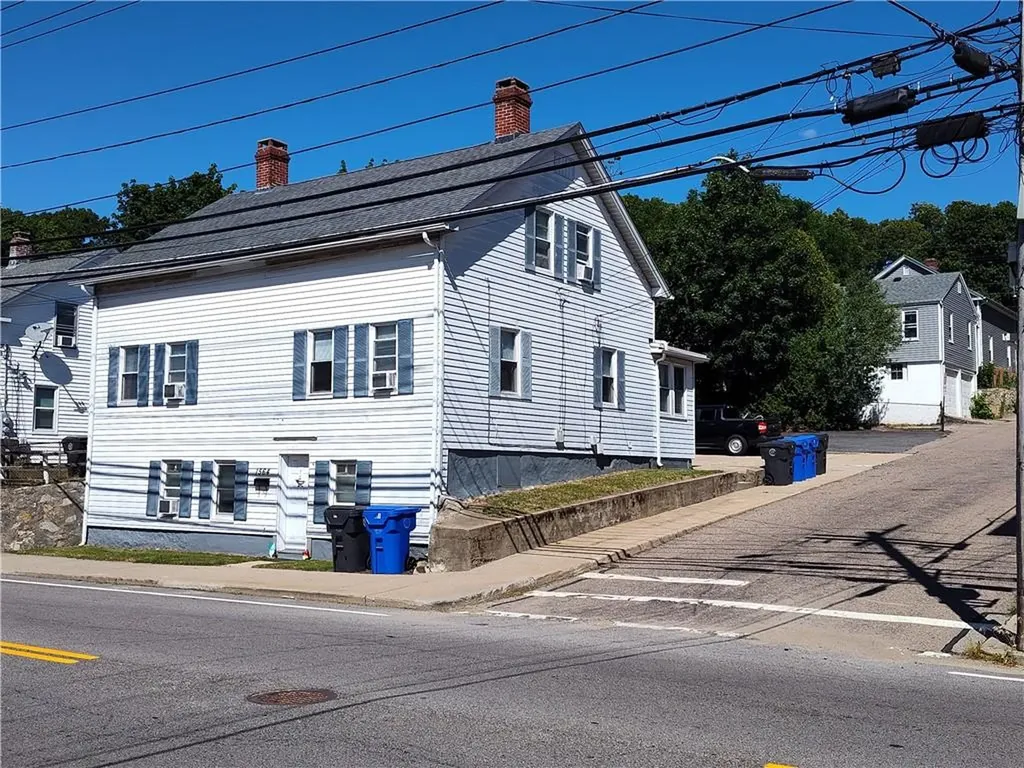 1564 Main Street West Warwick RI 02893