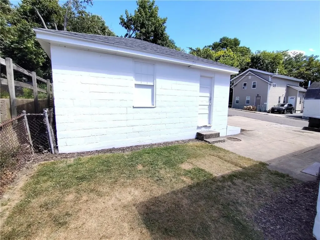1564 Main Street West Warwick RI 02893