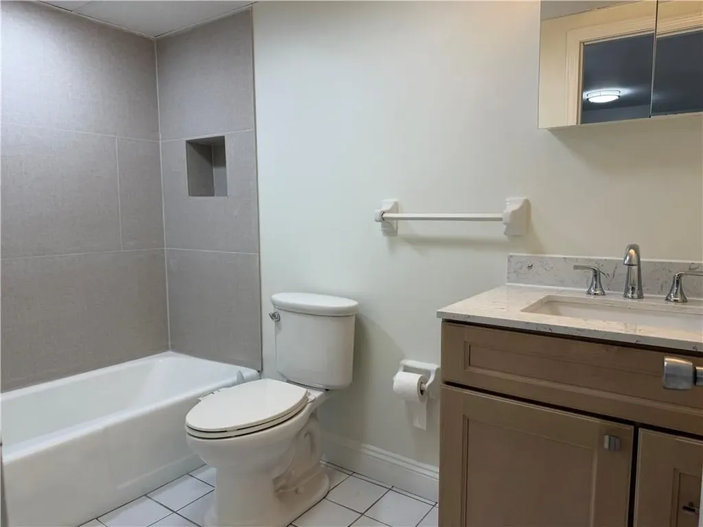 1190 Charles Street North Providence RI 02904