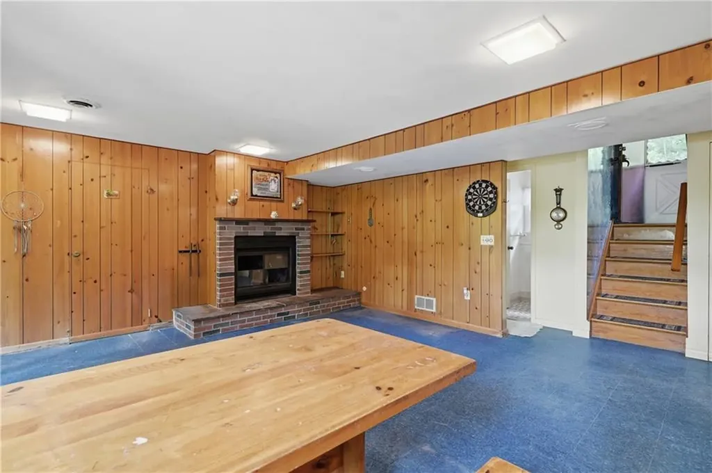 29 Yeles Lane Hopkinton RI 02873