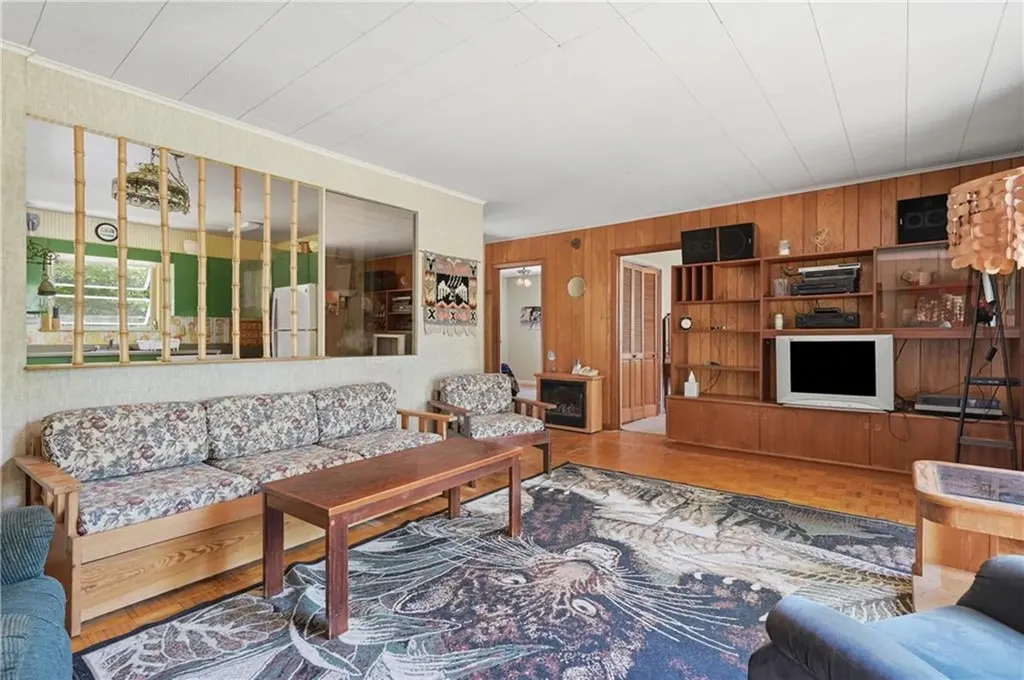 29 Yeles Lane Hopkinton RI 02873