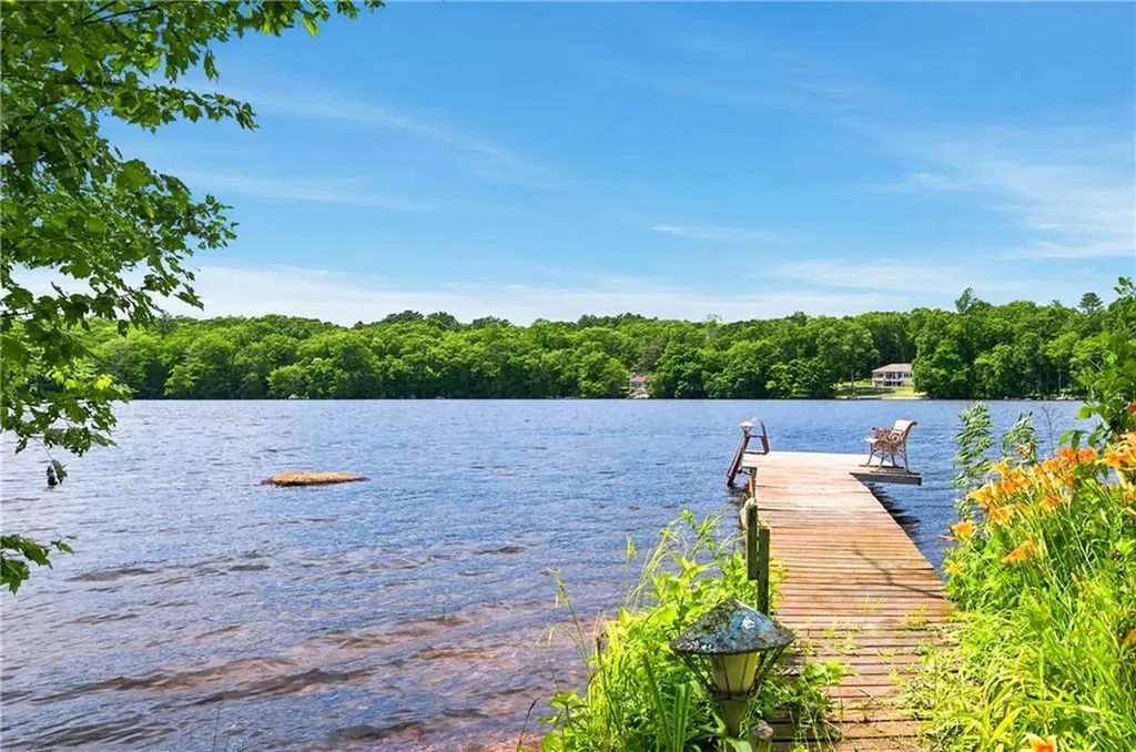 29 Yeles Lane Hopkinton RI 02873