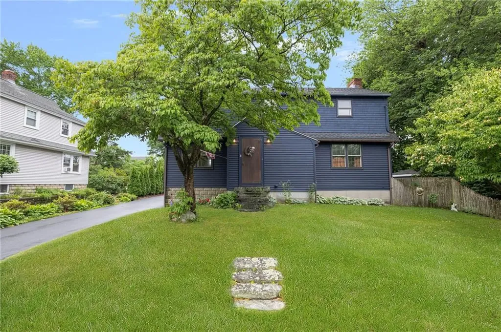 11 Coombs Street East Providence RI 02916