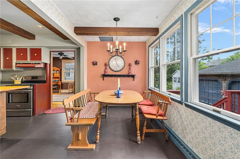 11 Coombs Street East Providence RI 02916