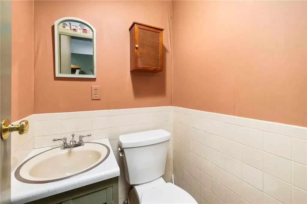 11 Coombs Street East Providence RI 02916