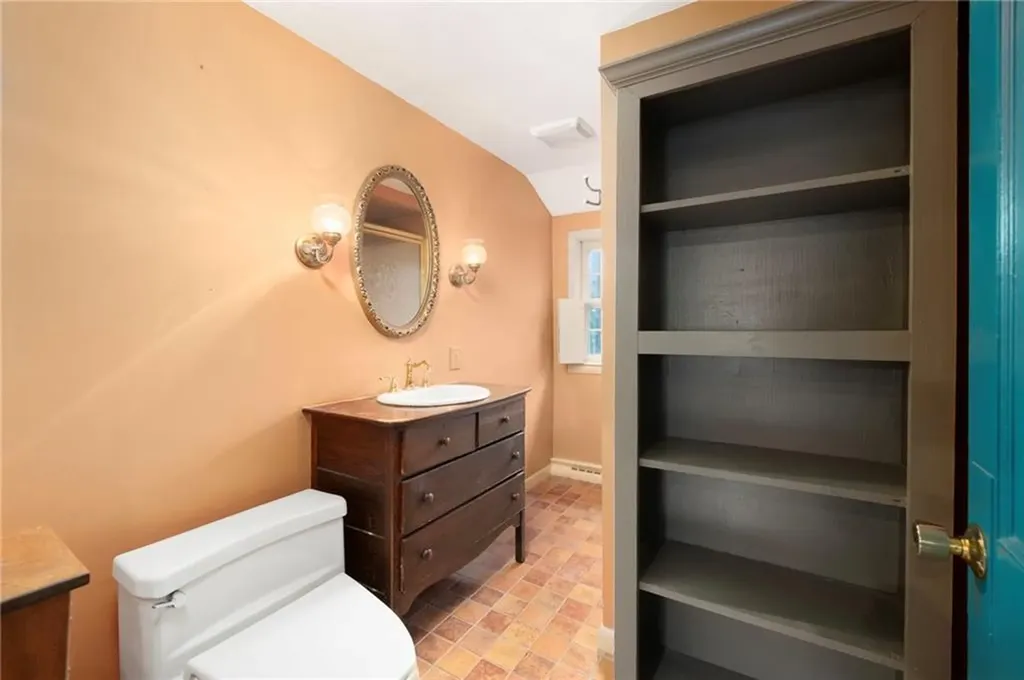 11 Coombs Street East Providence RI 02916