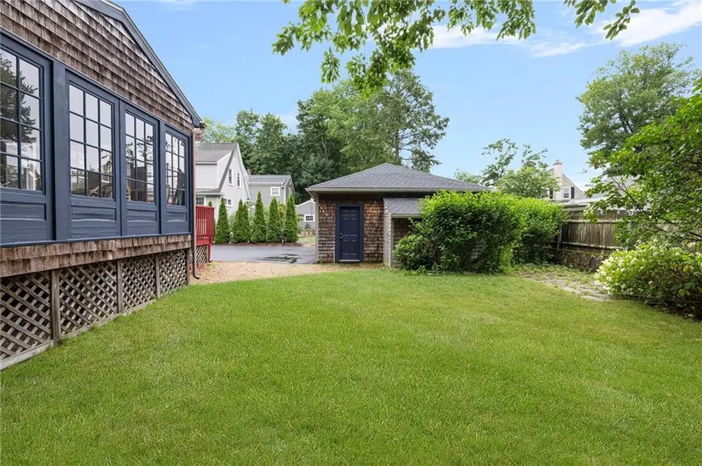 11 Coombs Street East Providence RI 02916