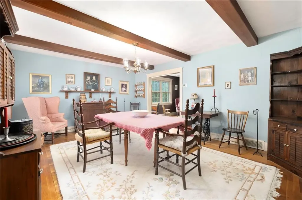 11 Coombs Street East Providence RI 02916