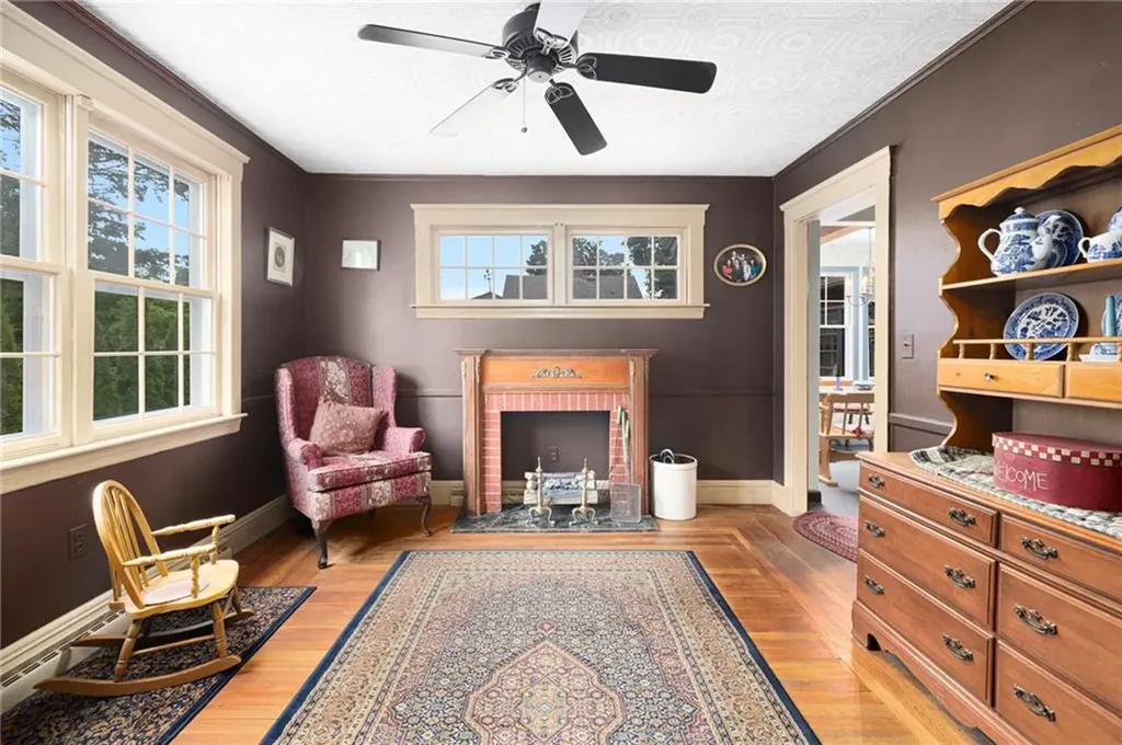 11 Coombs Street East Providence RI 02916