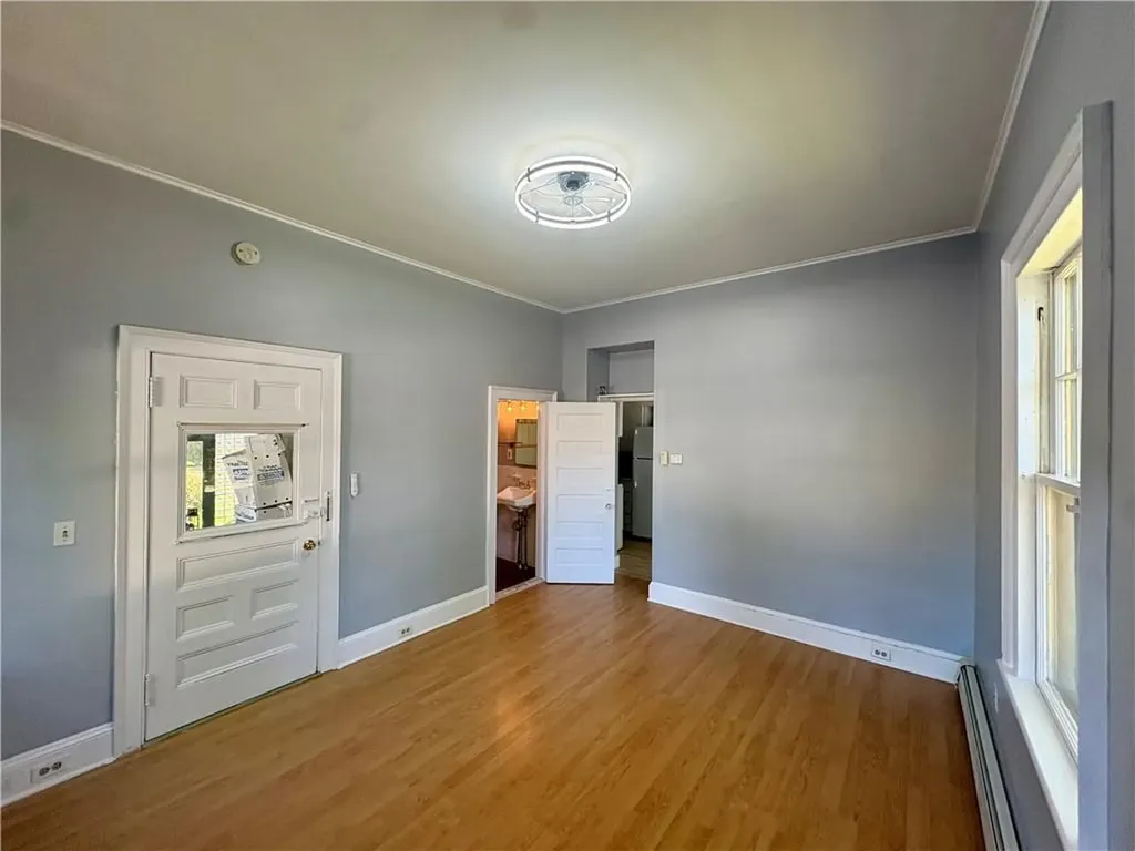 438 Wolcott Avenue Middletown RI 02842