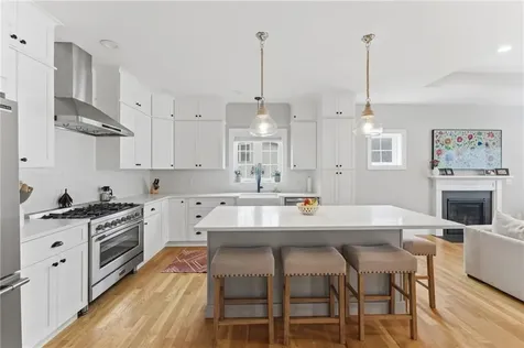 46 Somerset Circle North Kingstown RI 02852