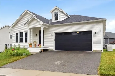 46 Somerset Circle North Kingstown RI 02852