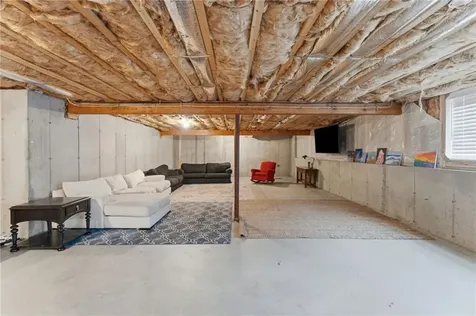 46 Somerset Circle North Kingstown RI 02852