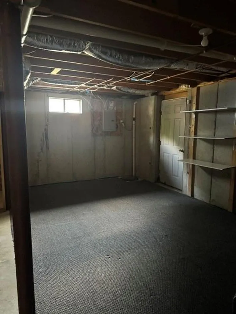 44 Lark Avenue Cranston RI 02920