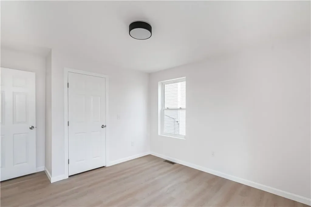 39 Douglas Avenue Providence RI 02908