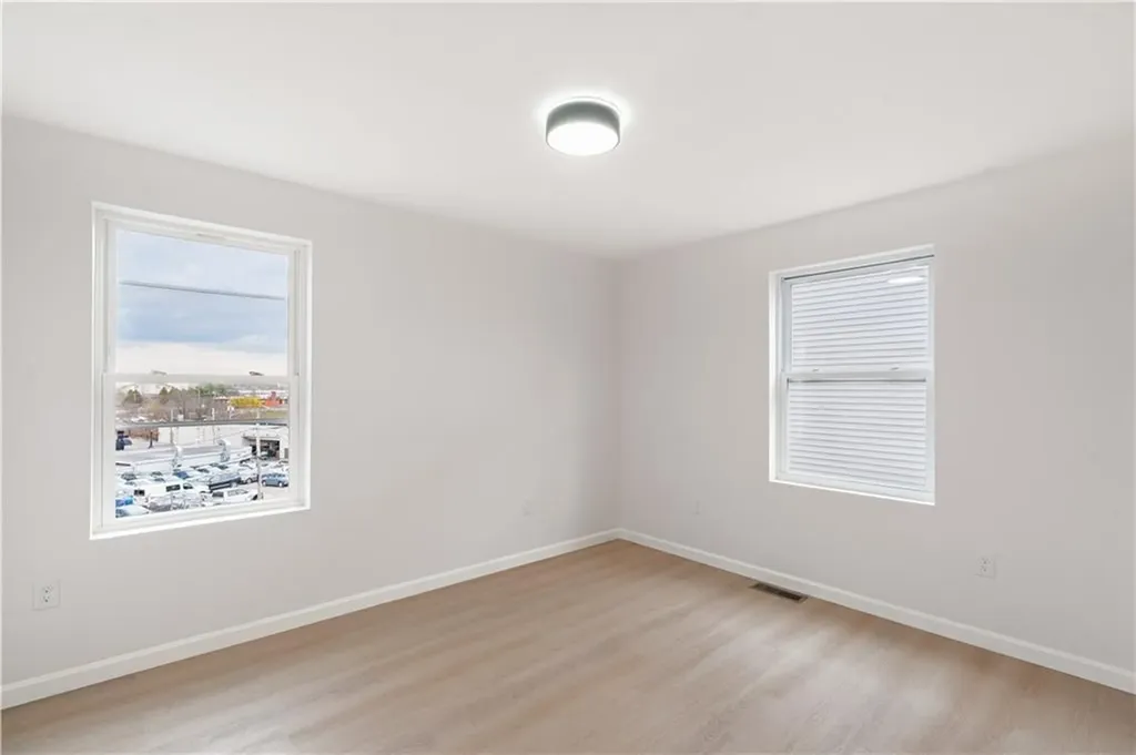 39 Douglas Avenue Providence RI 02908