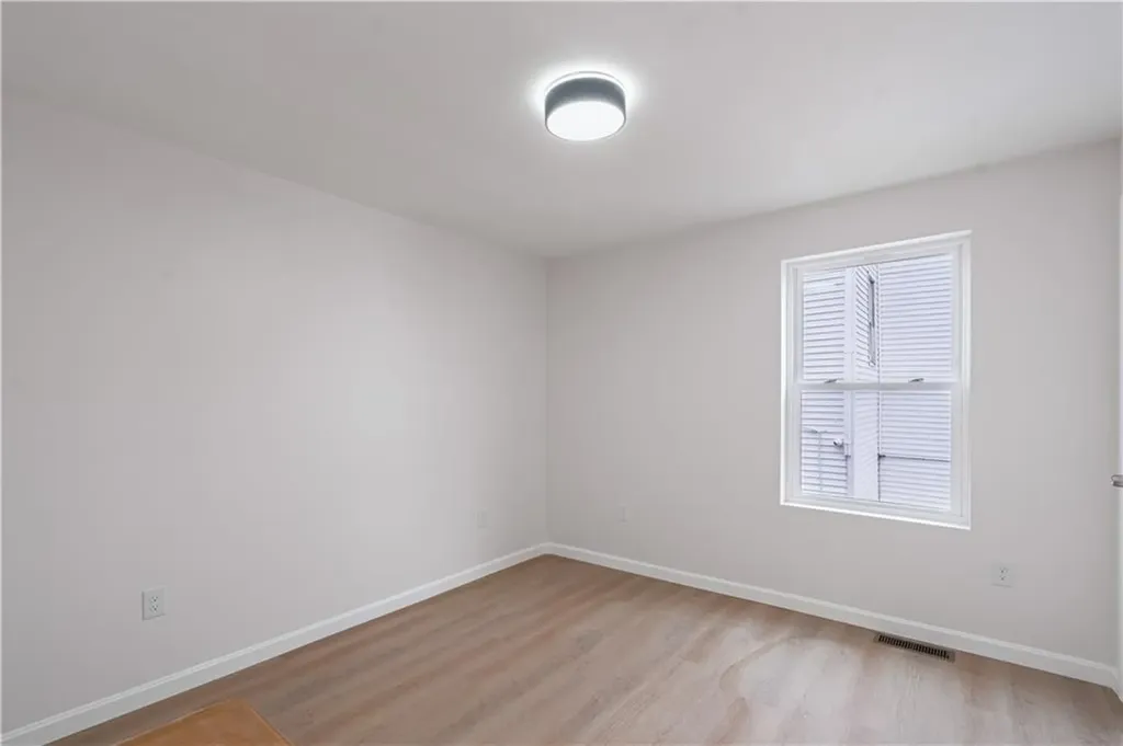 39 Douglas Avenue Providence RI 02908