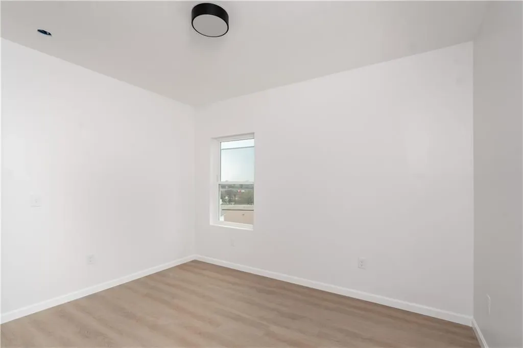 39 Douglas Avenue Providence RI 02908