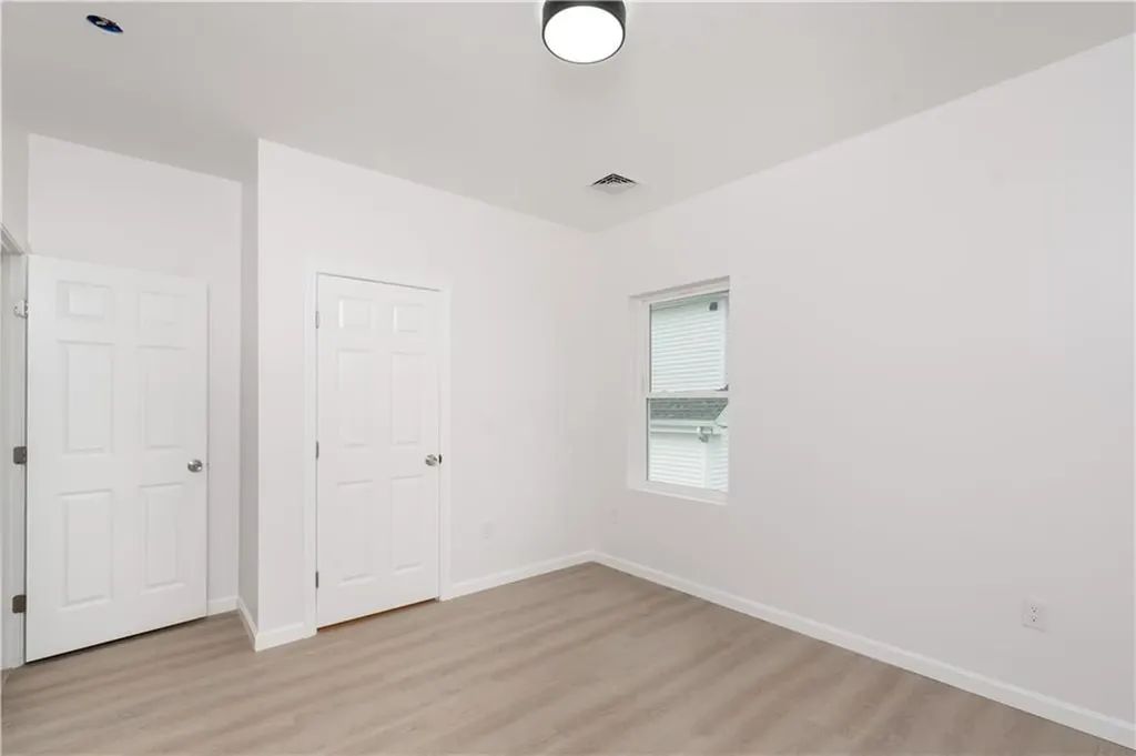 39 Douglas Avenue Providence RI 02908