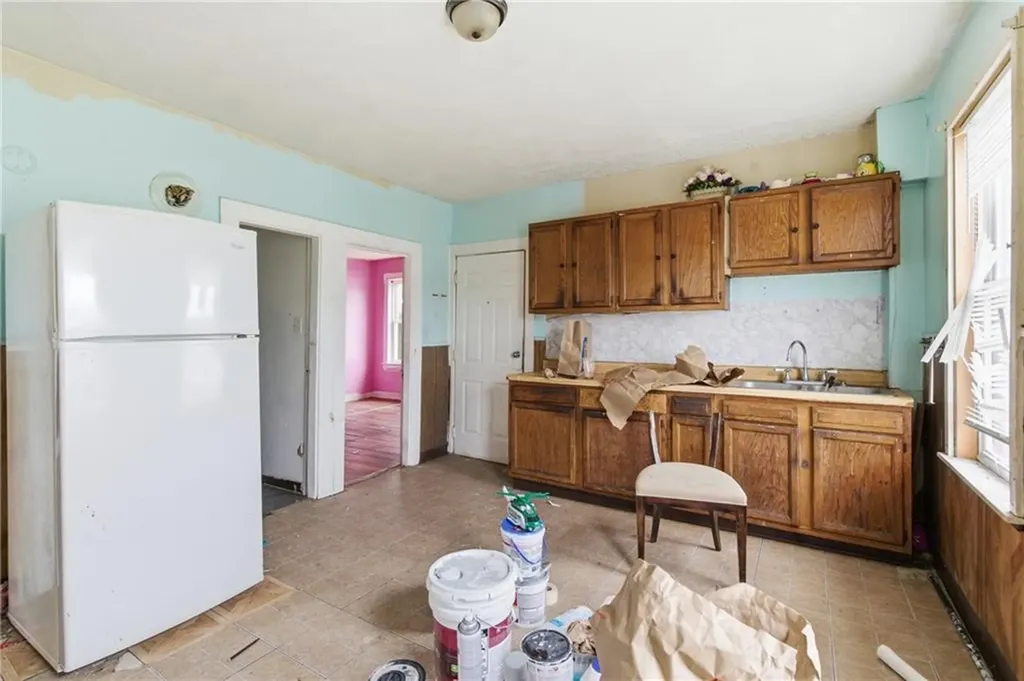 130 E School Street Woonsocket RI 02895