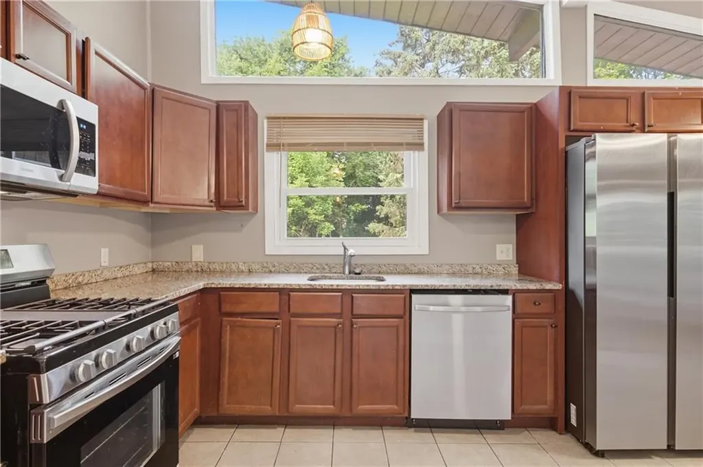 36 Wentworth Street North Providence RI 02904