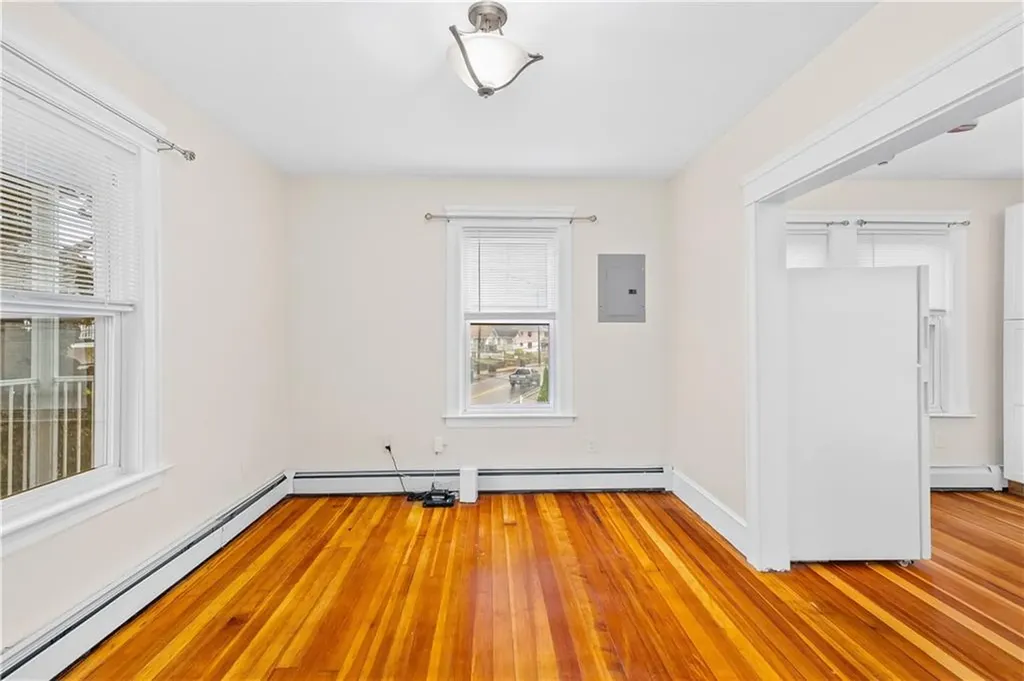 1226 1224 Park Avenue Woonsocket RI 02895