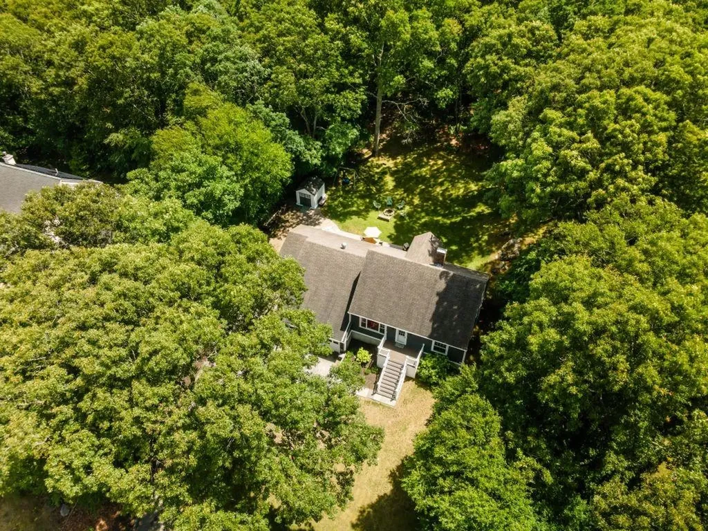 25 Hickory Lane Westerly RI 02891