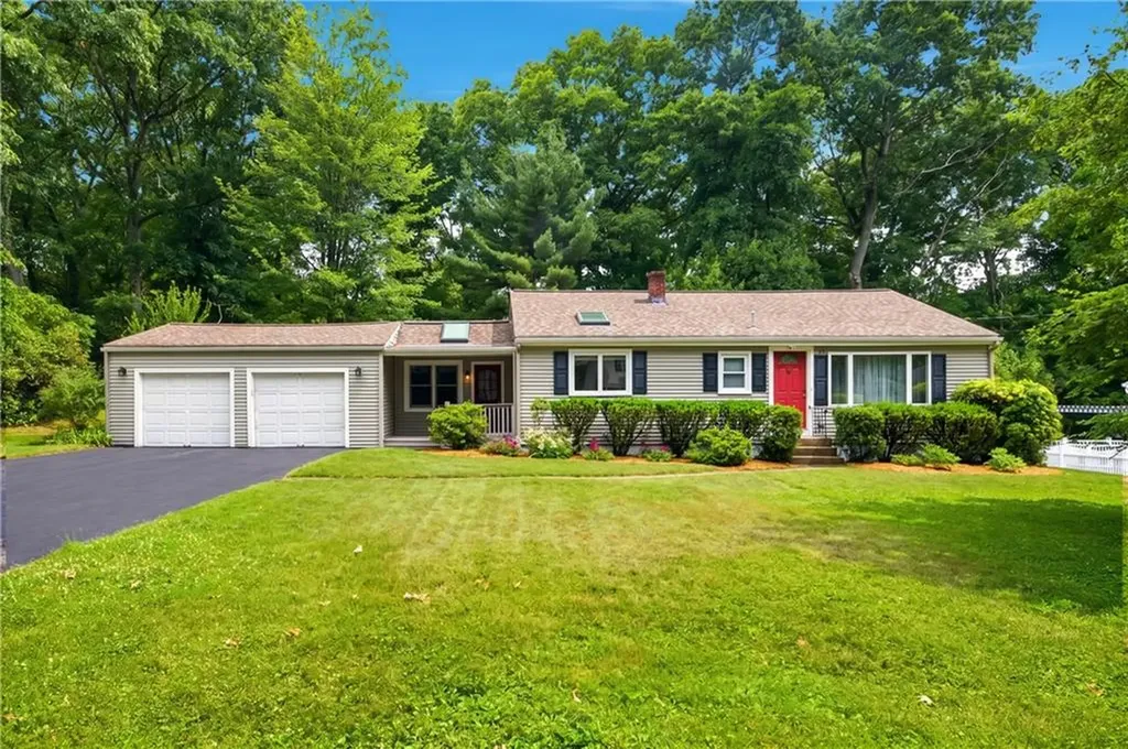 23 Alton Avenue Cumberland RI 02864