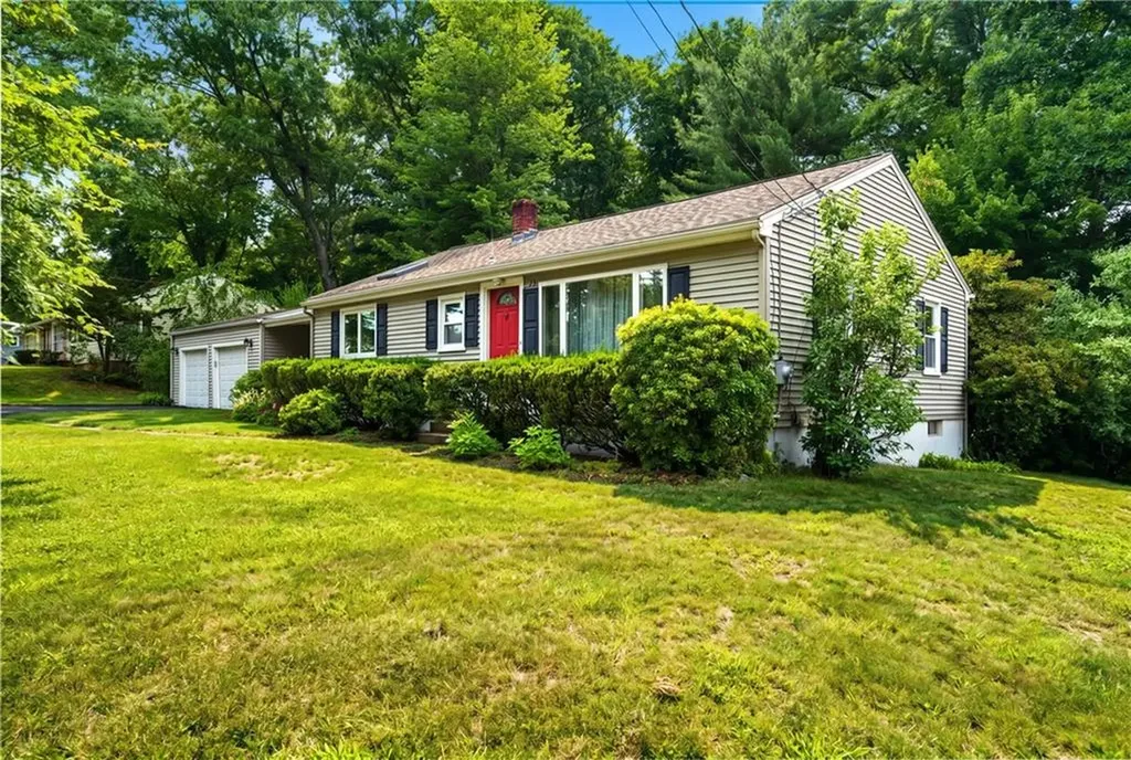 23 Alton Avenue Cumberland RI 02864
