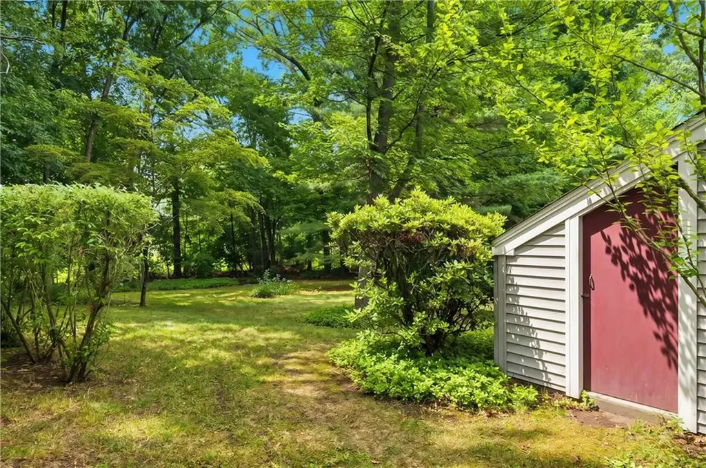 23 Alton Avenue Cumberland RI 02864