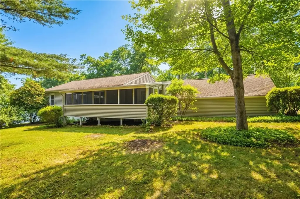 23 Alton Avenue Cumberland RI 02864