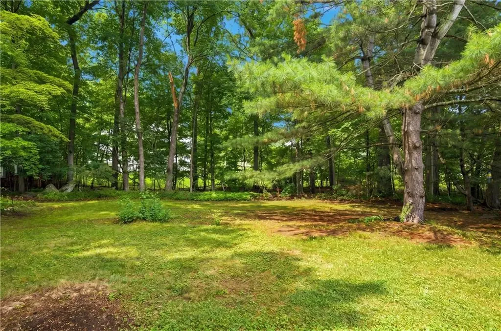 23 Alton Avenue Cumberland RI 02864
