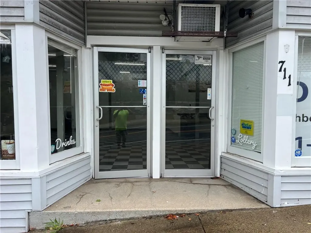 711 Providence Street West Warwick RI 02893