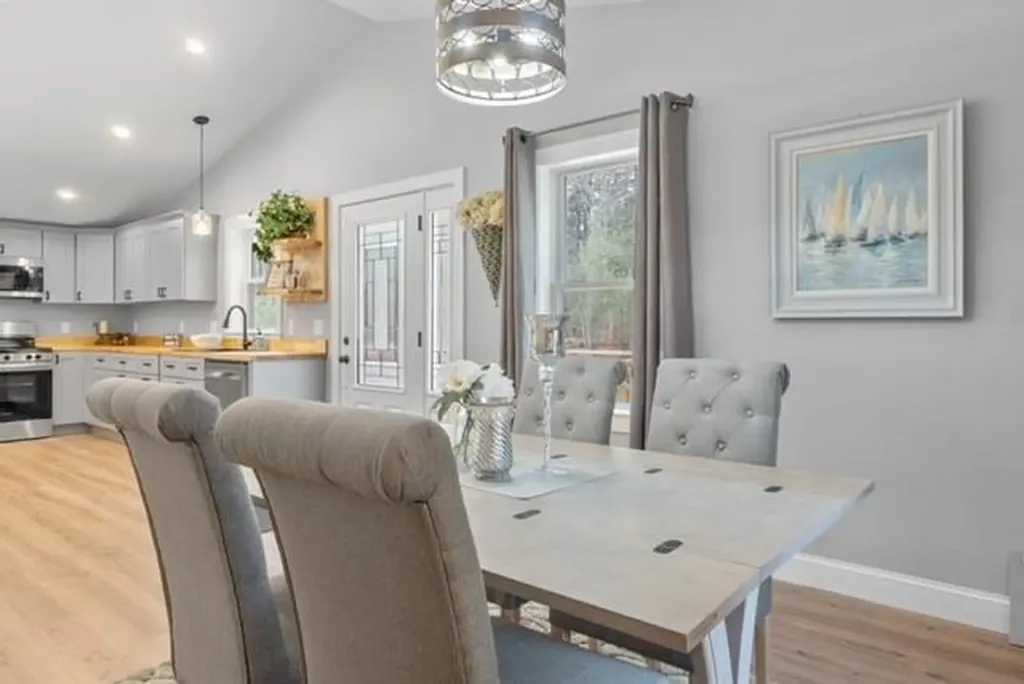 43 Weeks Hill Road Coventry RI 02827