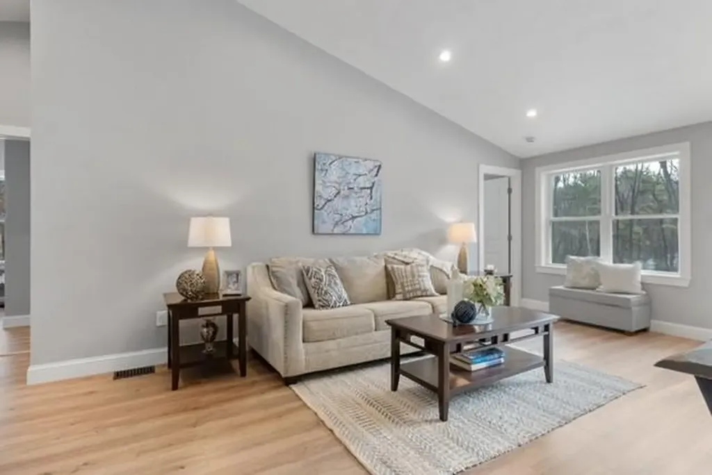 43 Weeks Hill Road Coventry RI 02827